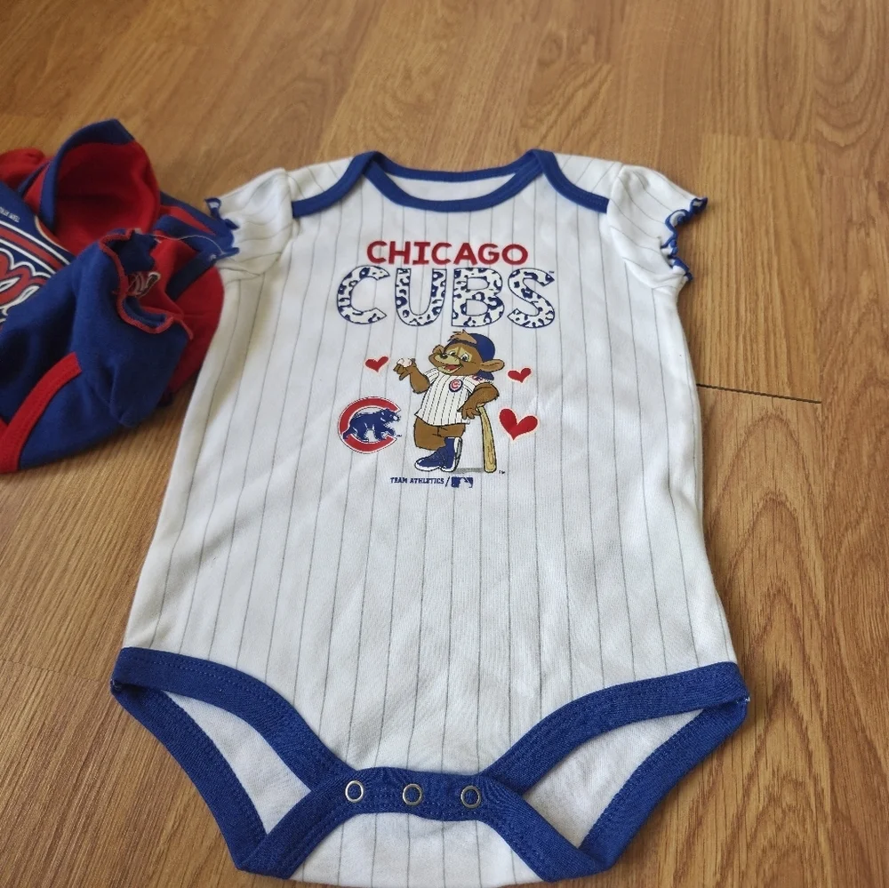MLB Chicago Cubs Baby 18 Months Bodysuits 3pc Baseball NEW Mascot Cotton